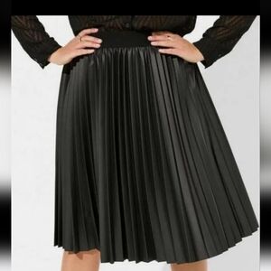Torrid leather pleated knee skirt